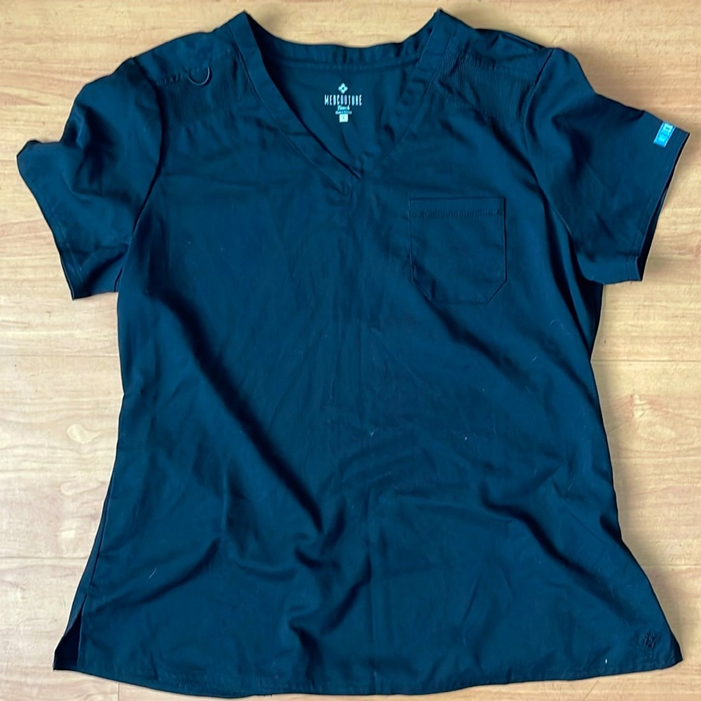 Scrub top